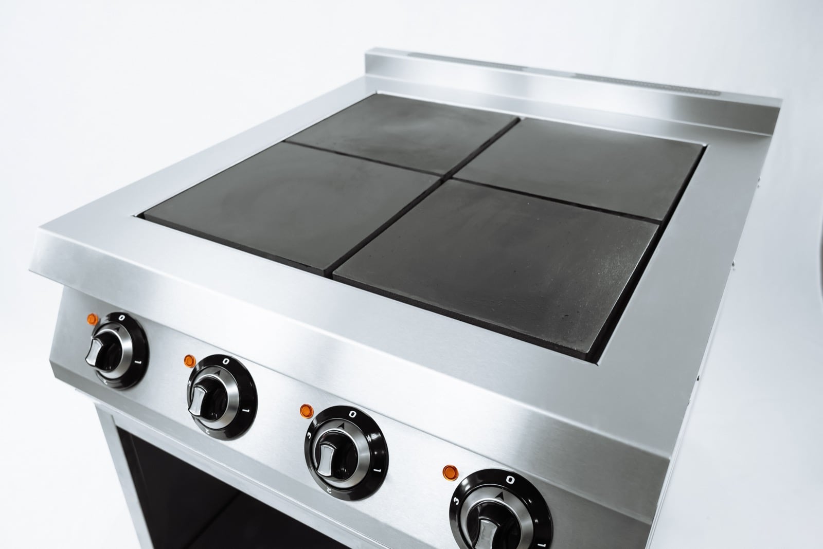 Верхняя часть электрической плитой.