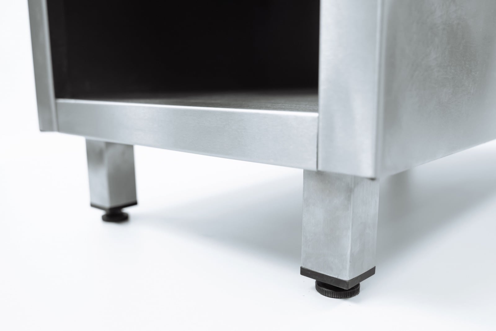 Основание подставки для напольной индукционной плиты.