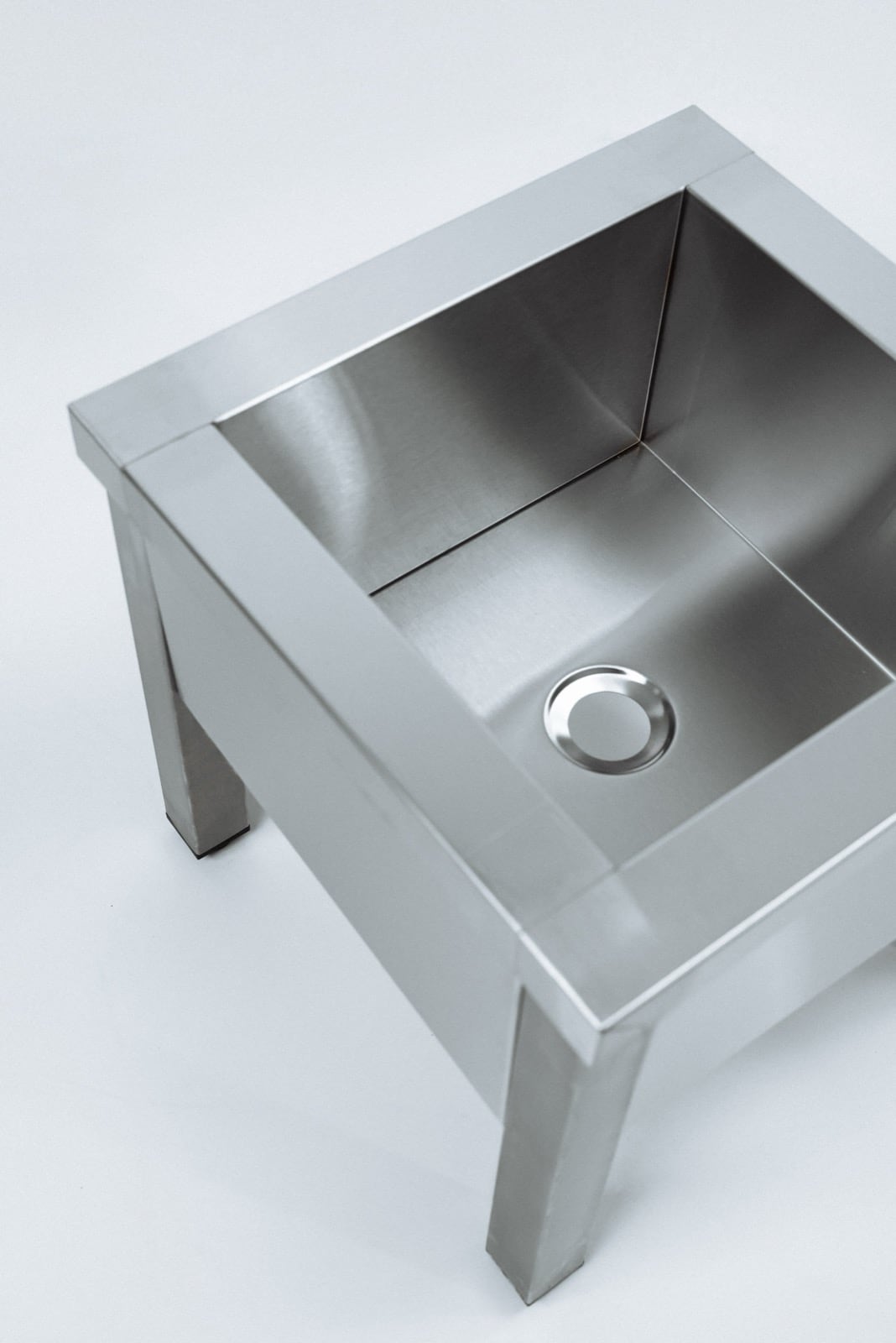 Моповая ванна без борта.